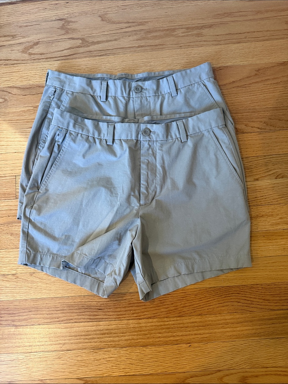 Vineyard Vines On the Go Men's Khaki Shorts